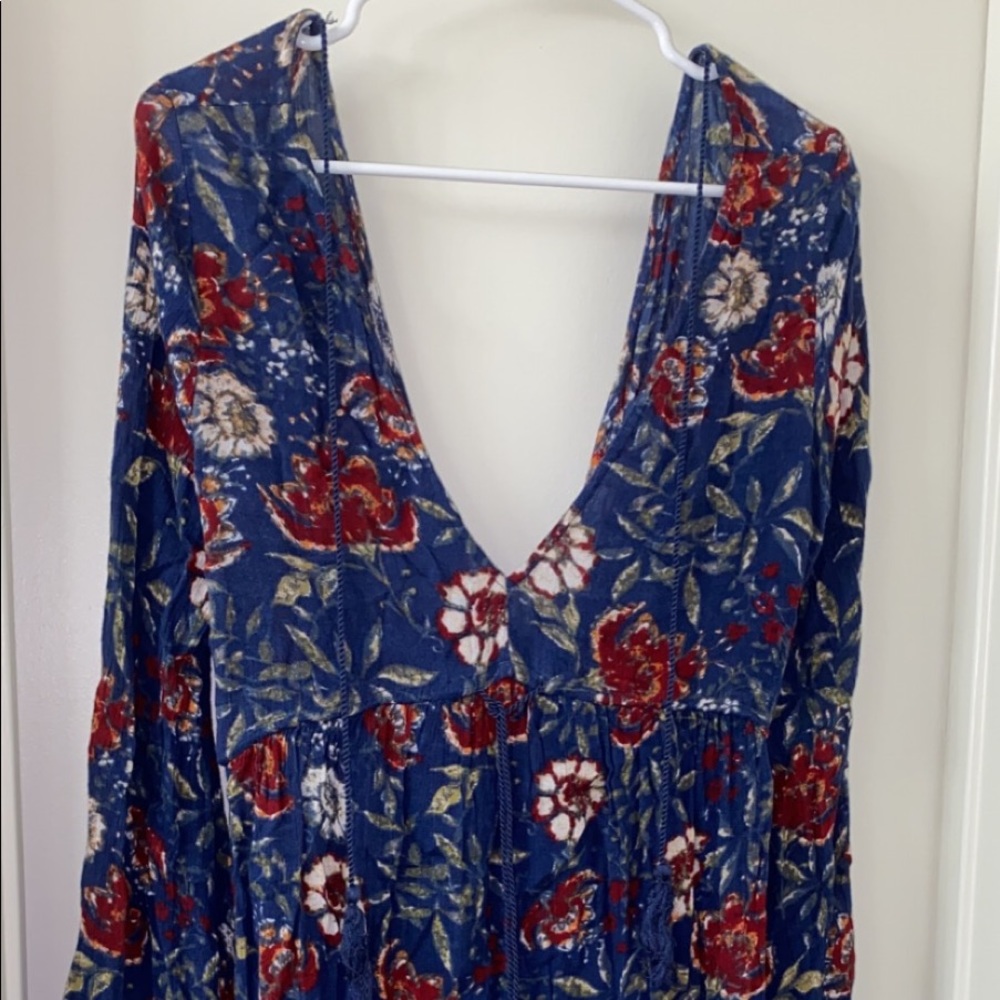 Dress with sleeves